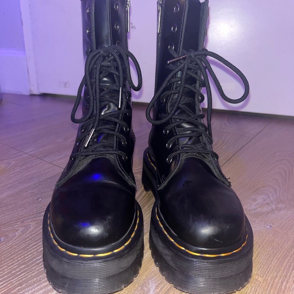 black doc martens size 6 womens